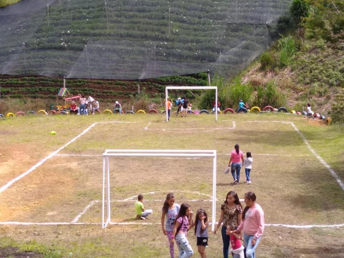 Vista Hermosa Eco Hostal Carmen de Viboral Buitenkant foto