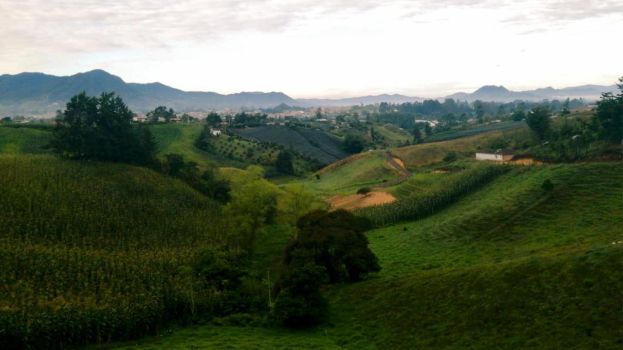 Vista Hermosa Eco Hostal Carmen de Viboral Buitenkant foto