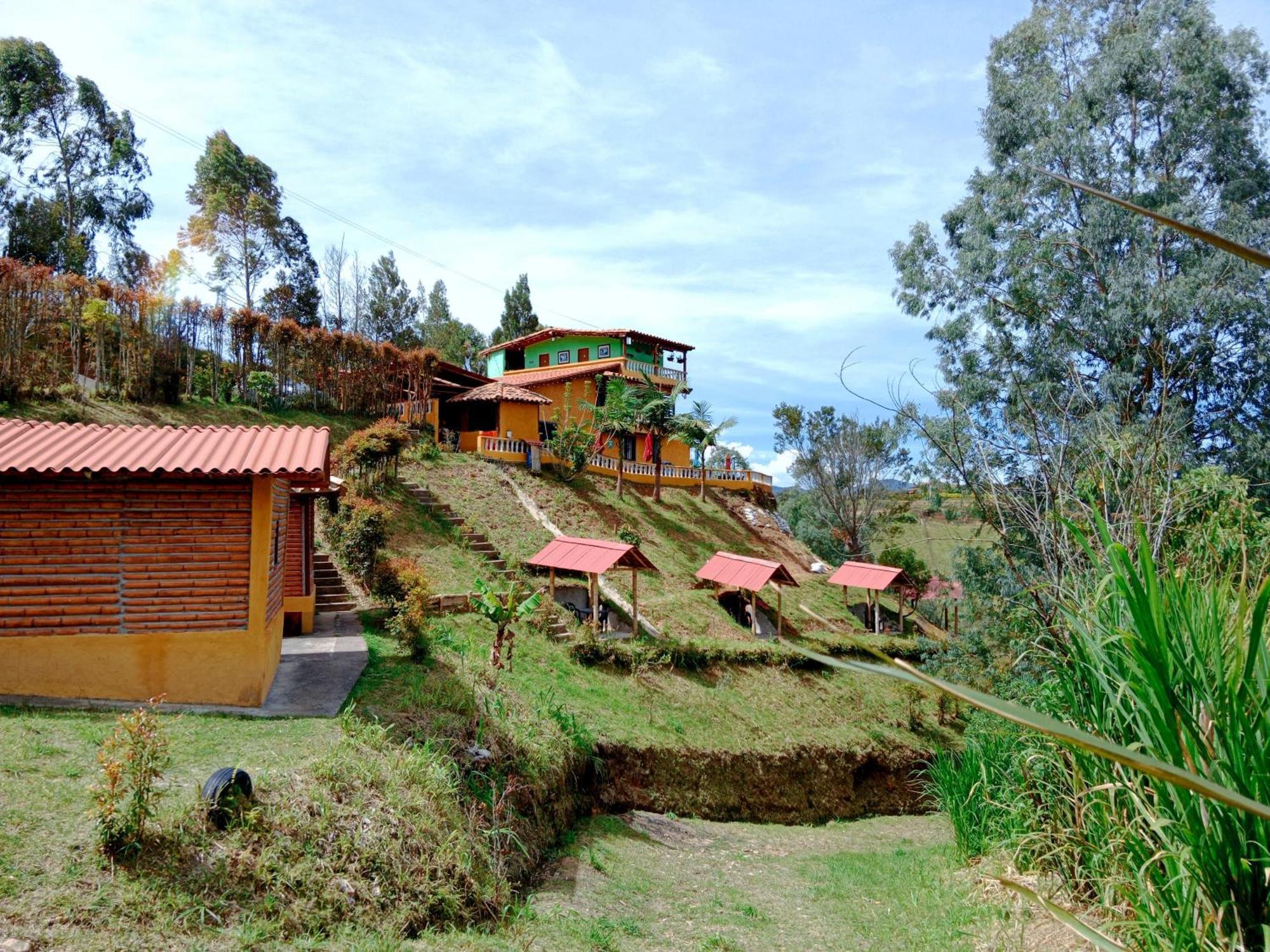 Vista Hermosa Eco Hostal Carmen de Viboral Buitenkant foto